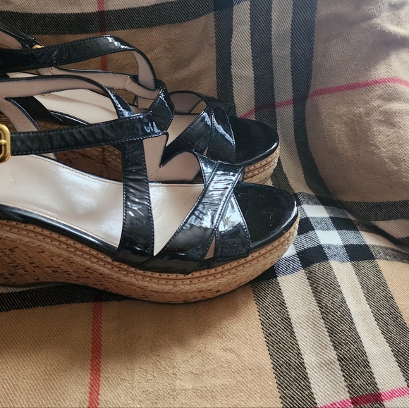PRADA CORK WEDGE PATENT LEATHER SANDAL STRAPPY  39 1/2 - Picture 7 of 11